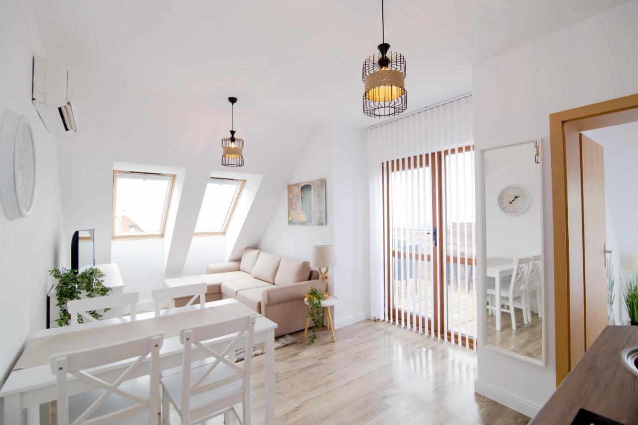 Four Seasons Apartment - Oasis Beach Resort Bliznatsi Zewnętrze zdjęcie
