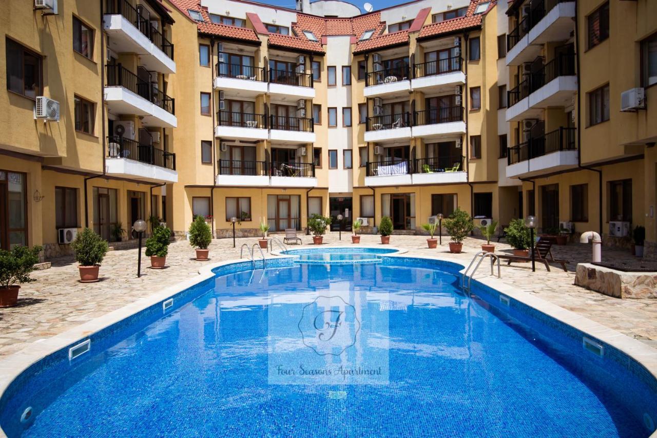 Four Seasons Apartment - Oasis Beach Resort Bliznatsi Zewnętrze zdjęcie
