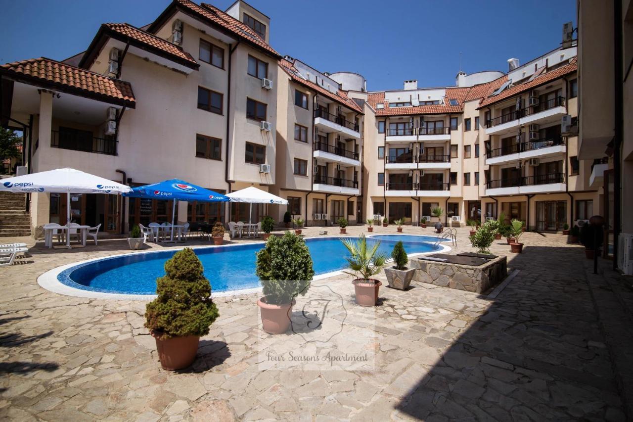Four Seasons Apartment - Oasis Beach Resort Bliznatsi Zewnętrze zdjęcie